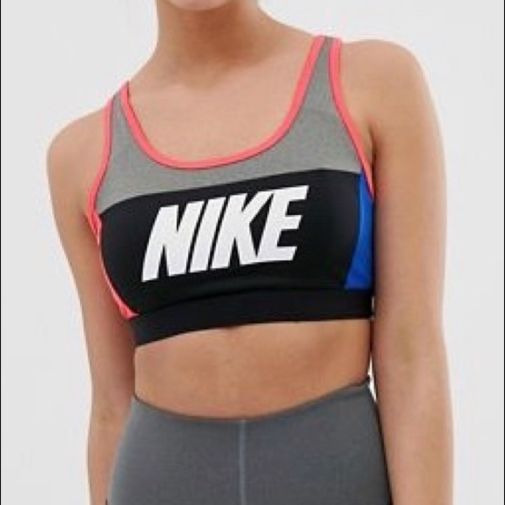 Nike Training Grey And Pink Colourblock Bra